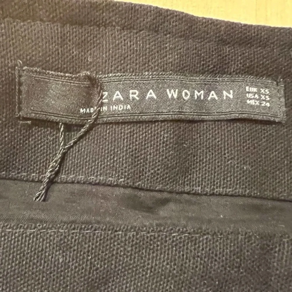 ZARA Woman Embroidered Pleated Hem Mini Skirt Size XS NWT - Picture 12 of 13